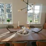 度假居 Nature Gem Near With 160-year-old Beech *