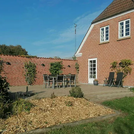 Nature Gem Near Haderslev With 160-year-old Beech Ferienhaus